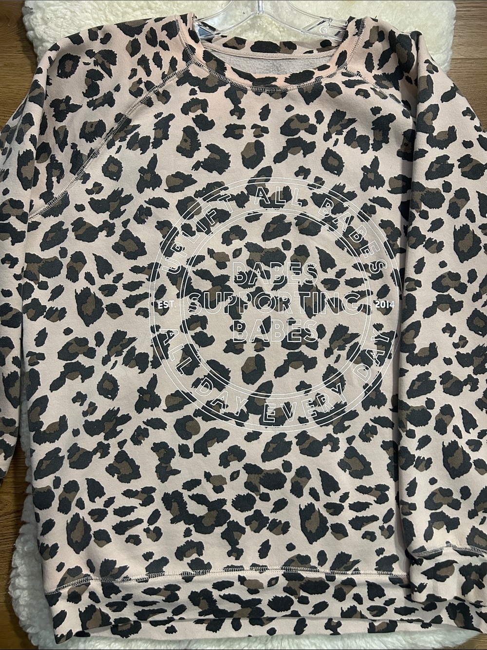 Babes Supporting Babes Leopard Crewneck Sweatshirt - Light Pink 25.5” Ptp